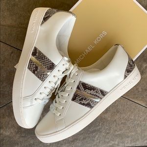 MICHAEL KORS CATELYN STRIPE LACE UP NAPPA PU PEARL